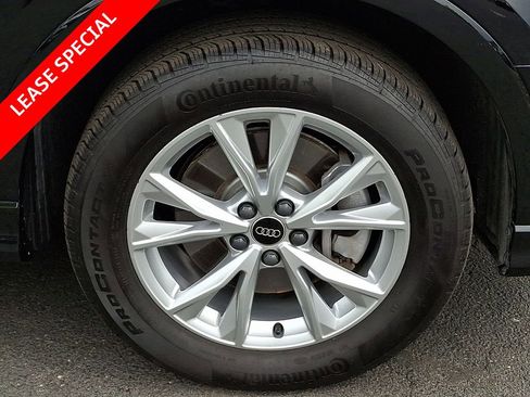 Certified 2025 Audi Q3 2.0T Premium Plus w/ Premium Plus Package AWD/4WD image 15