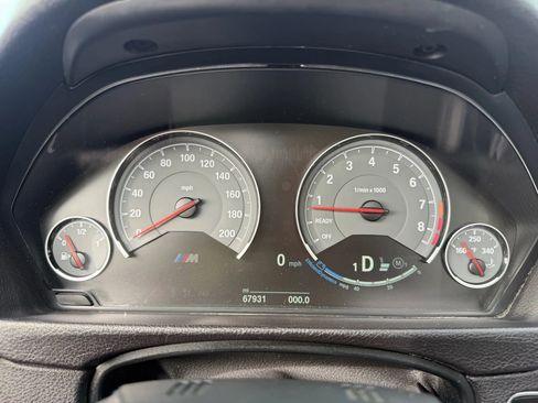 Used 2016 BMW M4 Convertible image 8