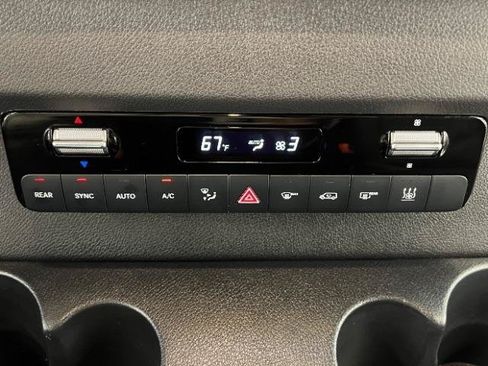 Used 2026 Mercedes-Benz Sprinter 2500 image 22