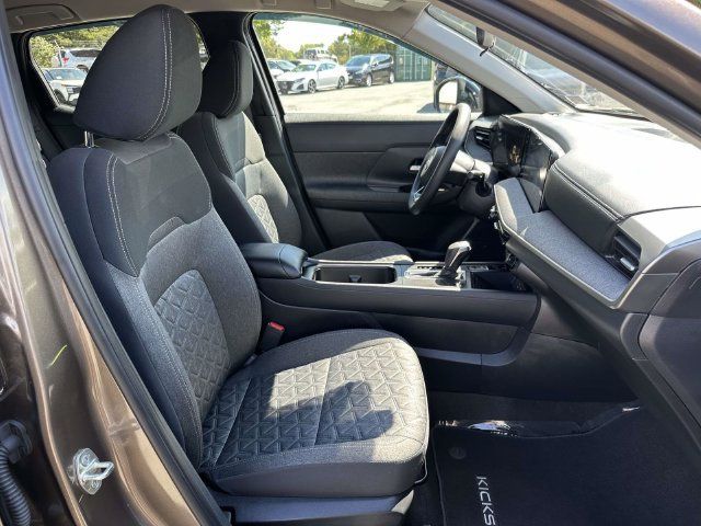 Used 2026 Nissan Kicks SV w/ Cold Weather Package FWD image 11