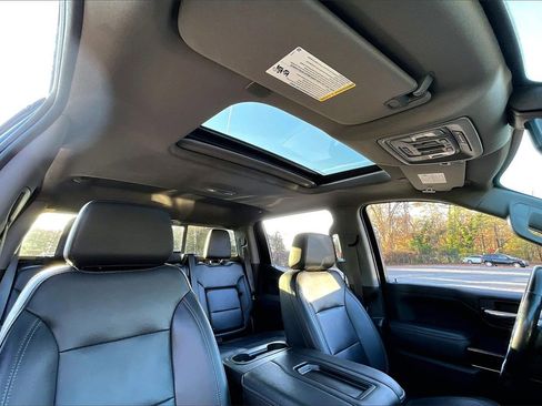 Used 2021 GMC Sierra 1500 SLT w/ SLT Premium Plus Package image 24