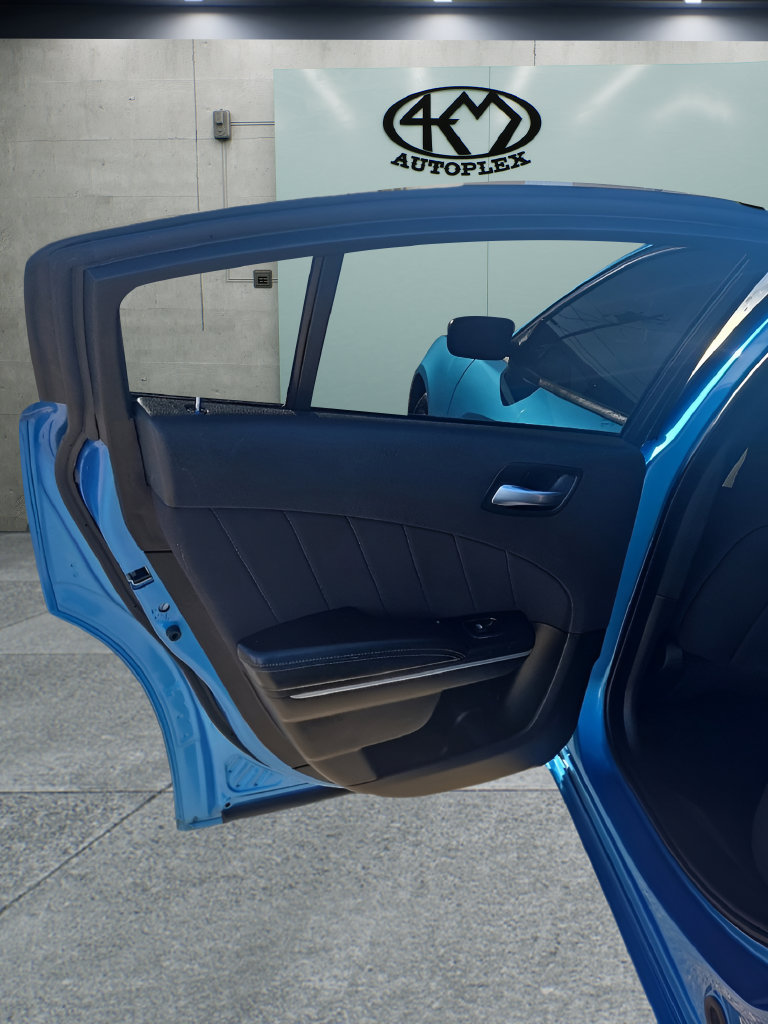 Used 2023 Dodge Charger SXT RWD image 13
