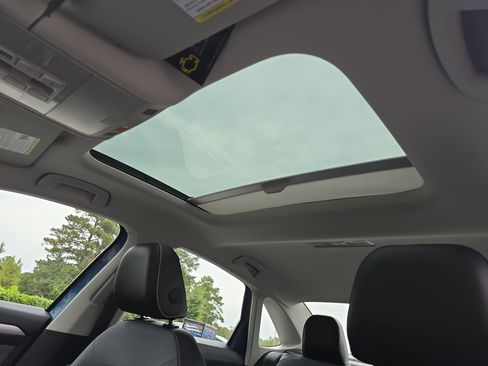 New 2026 Volkswagen Jetta SE image 27