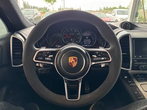 Used 2016 Porsche Cayenne GTS AWD/4WD image 12