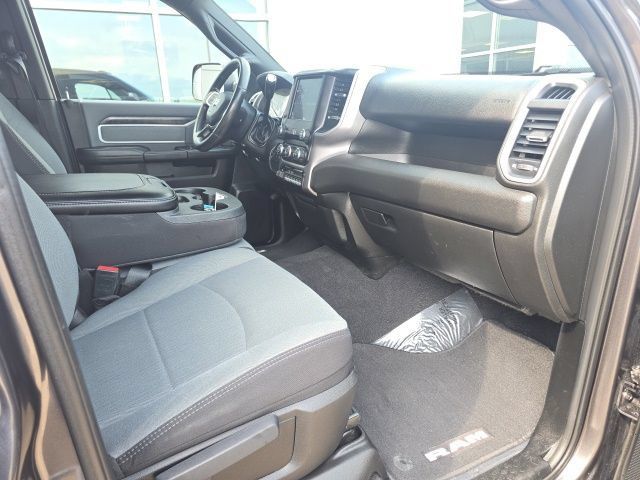 Used 2022 RAM 2500 Big Horn w/ Snow Chief Group AWD/4WD image 5