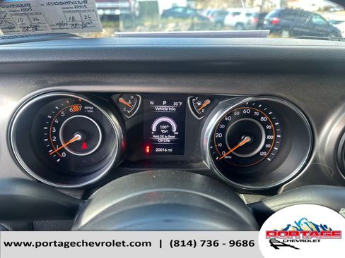 Used 2023 Jeep Wrangler Sport S image 17