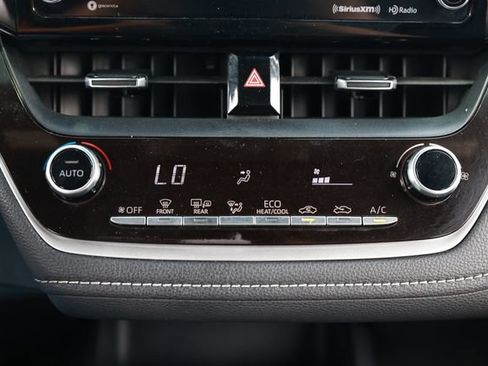 Used 2019 Toyota Corolla SE w/ SE Option Package FWD image 35