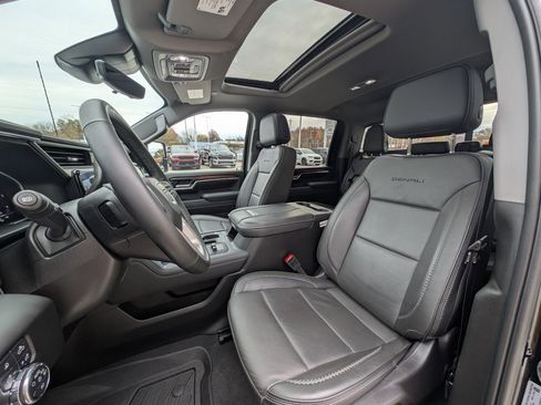 Used 2024 GMC Sierra 2500 Denali w/ Denali Reserve Package image 17