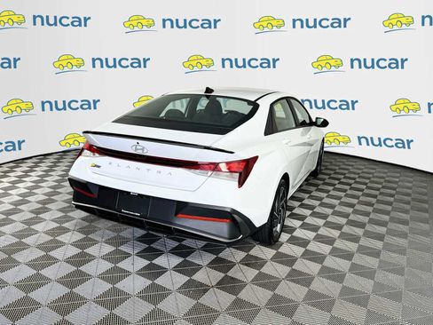 Certified 2025 Hyundai Elantra Sport FWD image 7