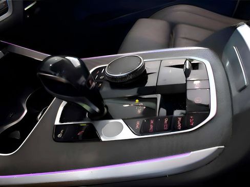 Used 2021 BMW X7 xDrive40i AWD/4WD image 26