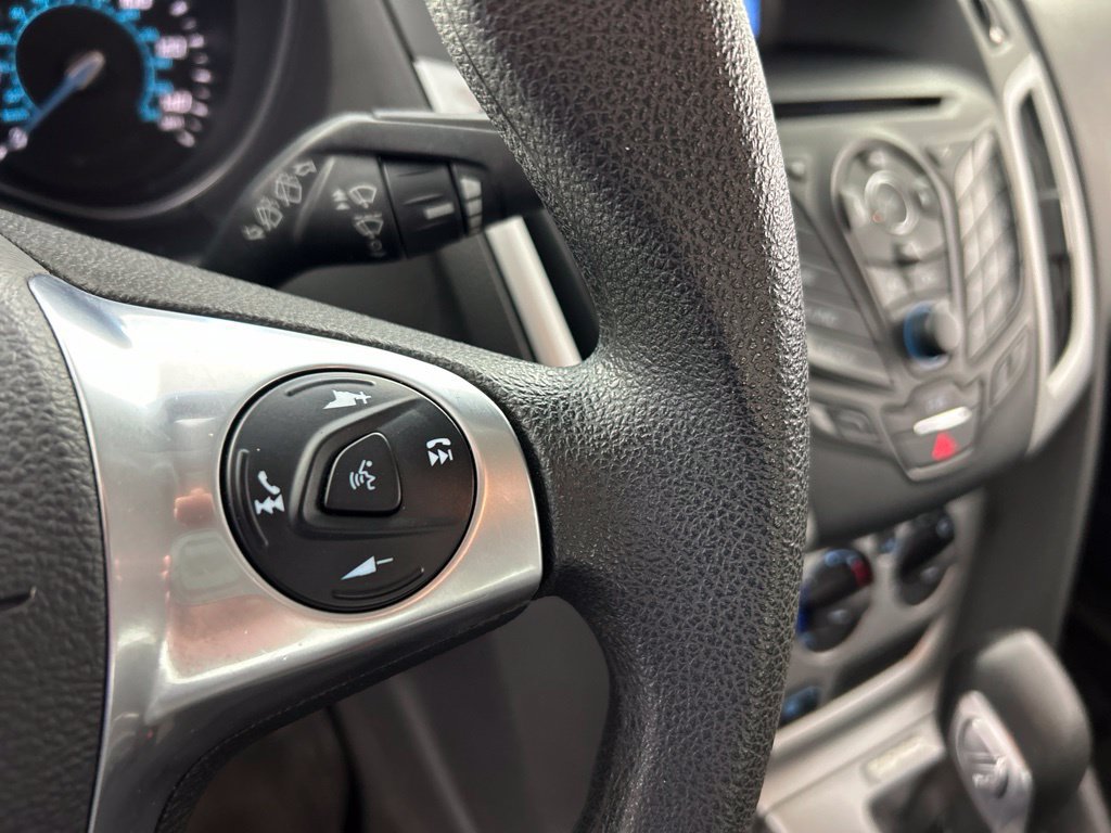 Used 2014 Ford Focus SE FWD image 12