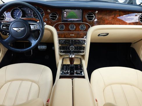 Used 2012 Bentley Mulsanne RWD image 2