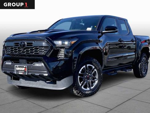 Used 2025 Toyota Tacoma TRD Sport w/ TRD Sport Premium Package image 1