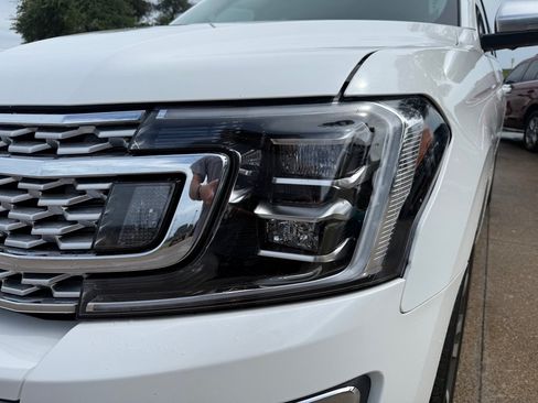 Used 2020 Ford Expedition Max Platinum AWD/4WD image 10