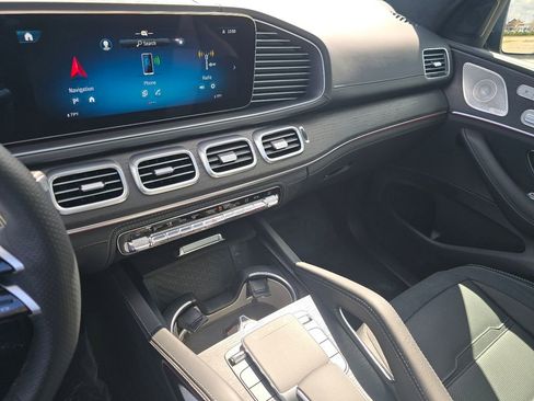New 2026 Mercedes-Benz GLE 63 AMG S image 32
