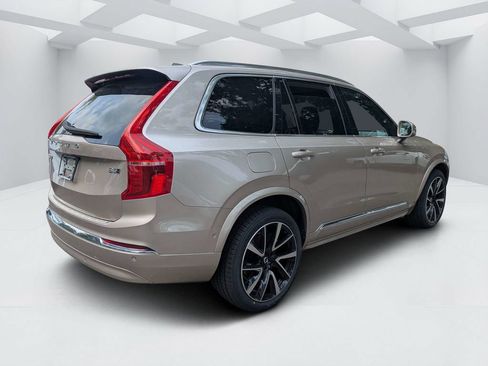 Certified 2023 Volvo XC90 B5 Plus w/ Protection Package Premier AWD/4WD image 3
