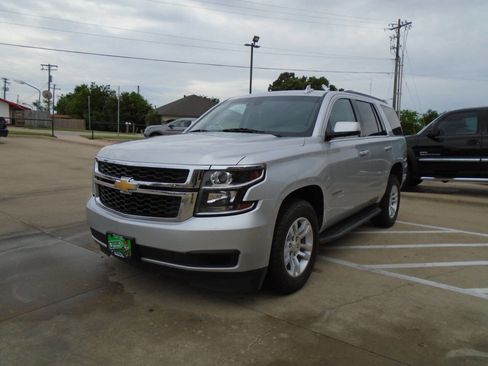 Used 2018 Chevrolet Tahoe LT image 3