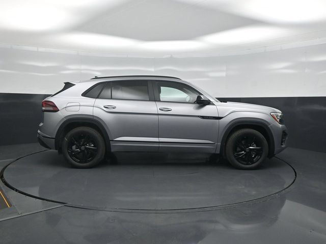 New 2026 Volkswagen Atlas Cross Sport SEL R-Line AWD/4WD image 8