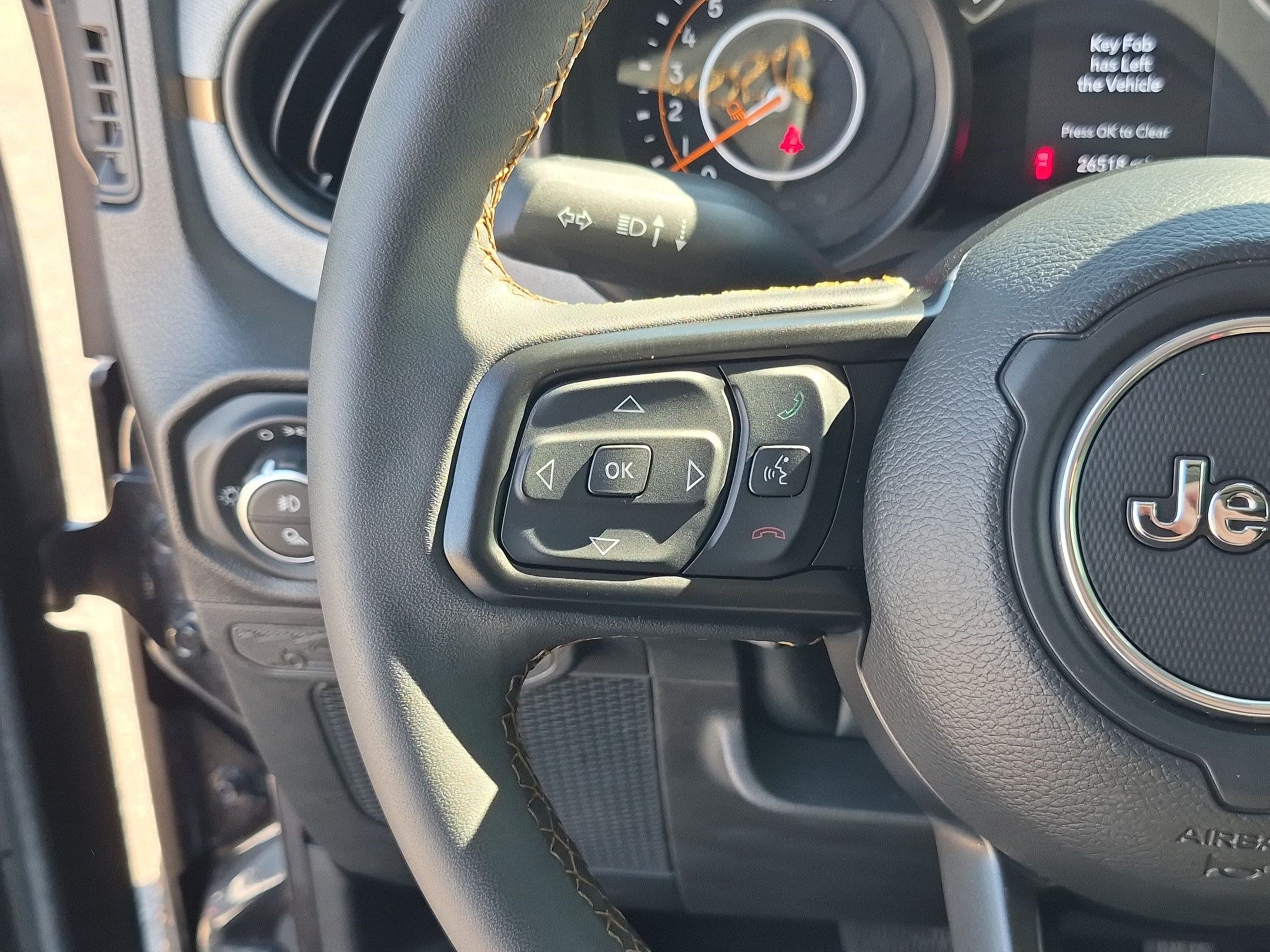 Used 2024 Jeep Gladiator Sport AWD/4WD image 17