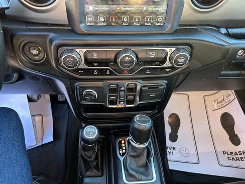 Certified 2021 Jeep Gladiator Sport image 14