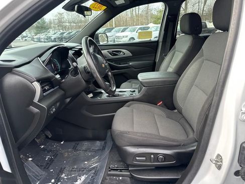 Used 2022 Chevrolet Traverse LT w/ LPO, Floor Liner Package image 26