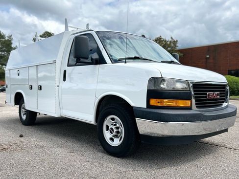 Used 2020 GMC Savana 3500 w/ Power Convenience Package image 59