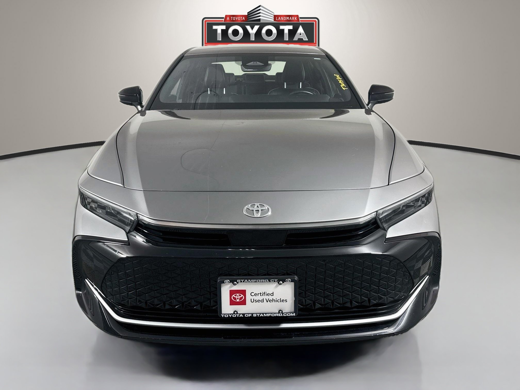 Certified 2026 Toyota Crown AWD/4WD image 2