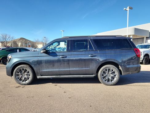 New 2026 Ford Expedition Max Platinum w/ Stealth Appearance Package image 2