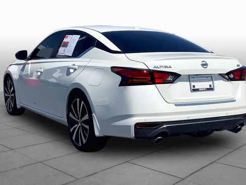 Used 2022 Nissan Altima 2.5 SR FWD image 12