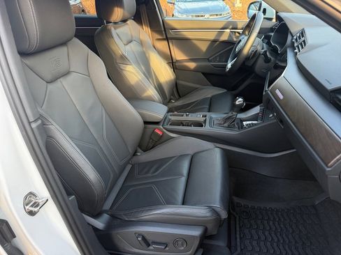 Certified 2024 Audi Q3 2.0T Premium Plus w/ Premium Plus Package image 28