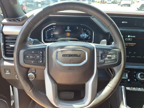 Used 2024 GMC Sierra 1500 Denali w/ Denali Reserve Package AWD/4WD image 7