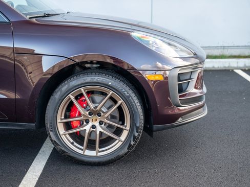 New 2026 Porsche Macan S AWD/4WD image 9