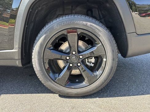 New 2027 Jeep Grand Cherokee L Limited AWD/4WD image 21
