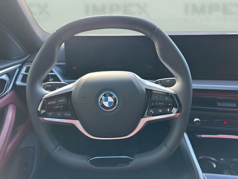 Used 2025 BMW i4 eDrive40 image 15