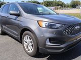 Used 2023 Ford Edge SEL image 2