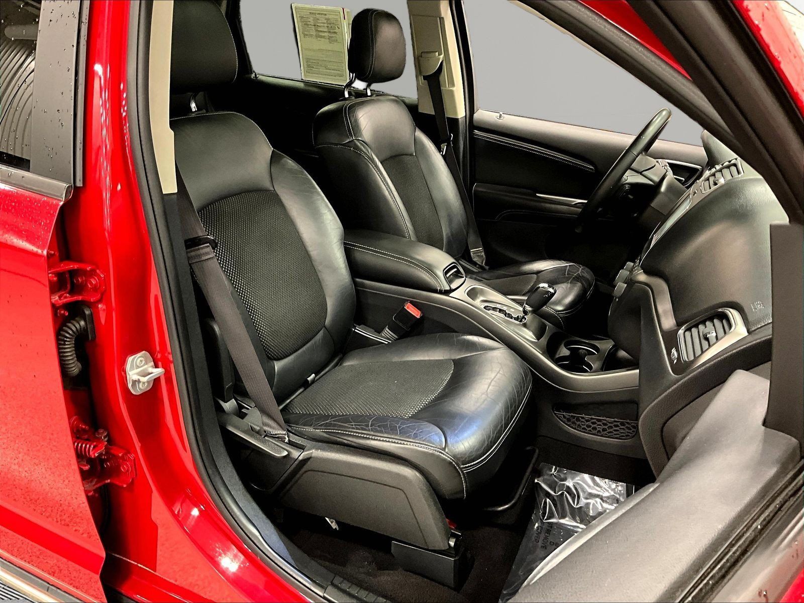 Used 2016 Dodge Journey Crossroad FWD image 30