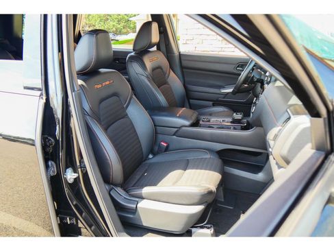 Used 2023 Nissan Pathfinder Rock Creek image 14