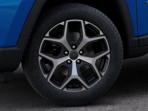 New 2026 Jeep Compass Limited image 8