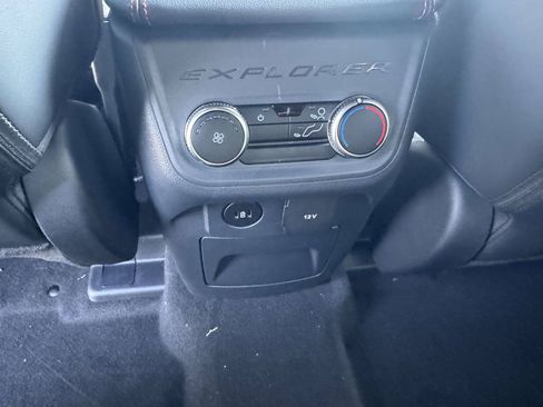 New 2026 Ford Explorer ST-Line AWD/4WD image 17