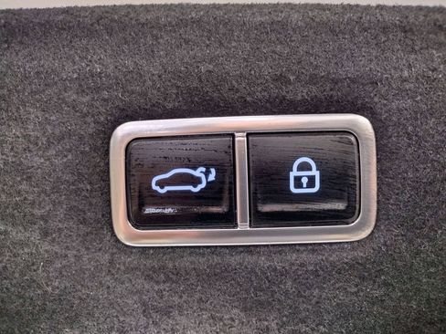 Certified 2025 Hyundai Ioniq 6 SEL image 17