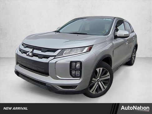 Used 2024 Mitsubishi Outlander Sport SE image 1