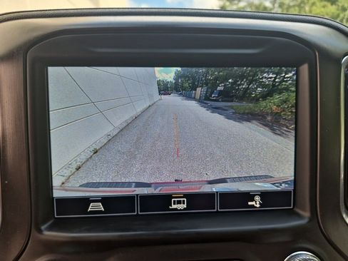 Used 2023 GMC Sierra 2500 AT4 w/ Snow Plow Prep/Camper Package image 36