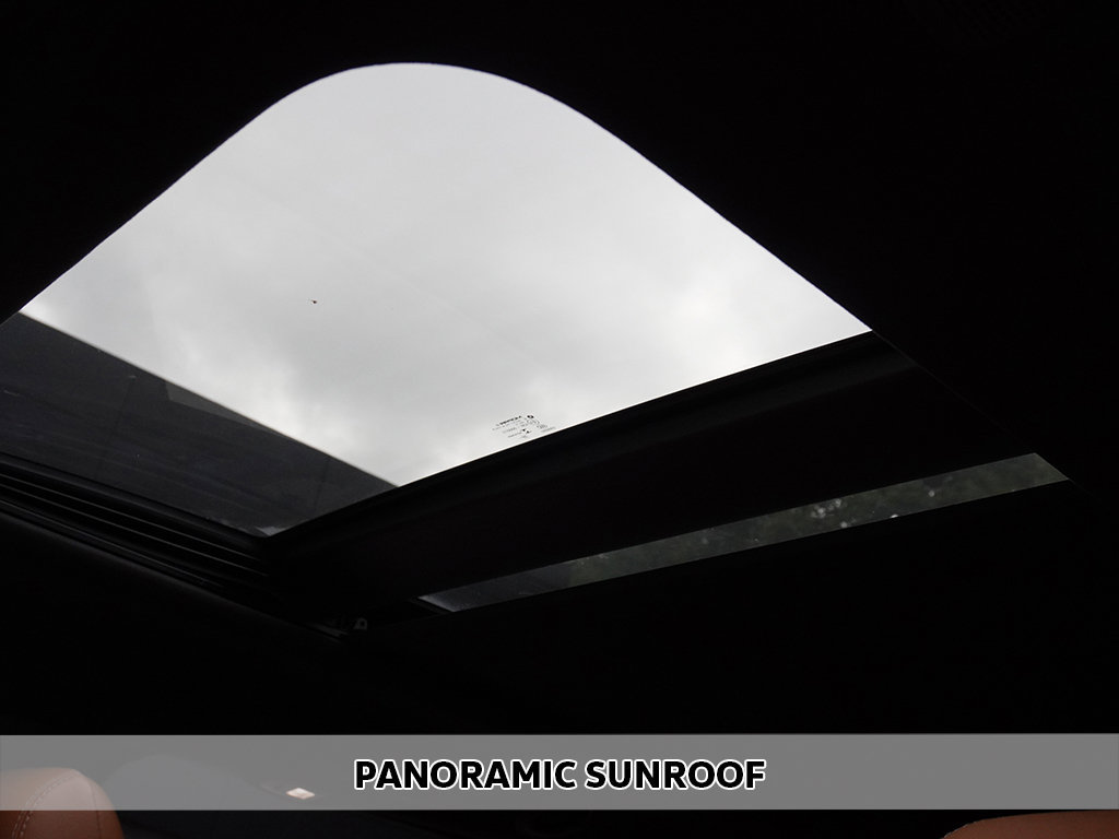 Used 2022 Chrysler Pacifica Pinnacle AWD/4WD image 4