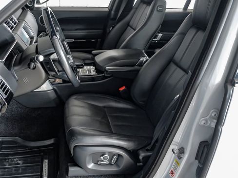 Used 2017 Land Rover Range Rover Supercharged image 29