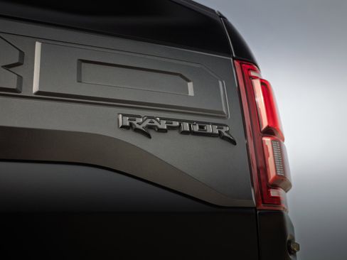 Used 2018 Ford F150 Raptor w/ Equipment Group 802A Luxury image 22