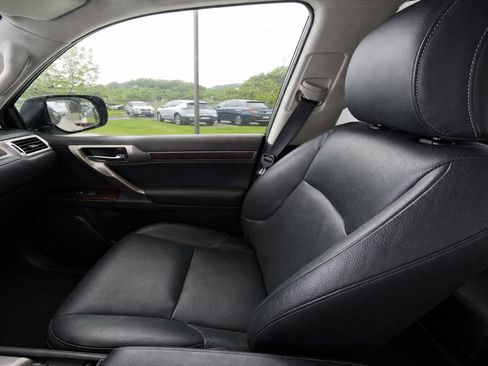 Used 2017 Lexus GX 460 Premium w/ Premium Package AWD/4WD image 14