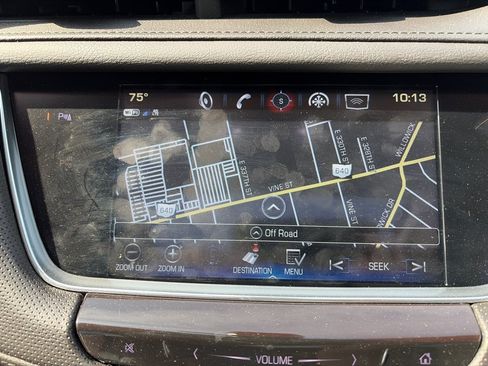 Used 2018 Cadillac XT5 Luxury w/ Driver Awareness Package AWD/4WD image 19