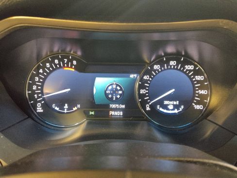 Used 2017 Lincoln MKZ Select image 23