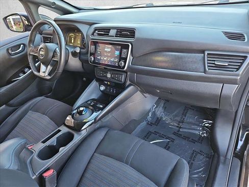 Used 2022 Nissan Leaf SV image 28