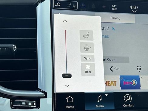 New 2026 Chrysler Pacifica Select image 32